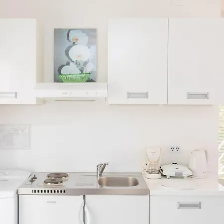 Serenity Apartment *